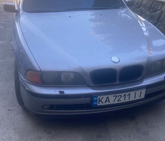 Сірий БМВ 5 Серія, об'ємом двигуна 2 л та пробігом 396 тис. км за 3700 $, фото 2 на Automoto.ua