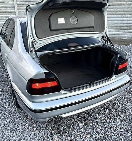 Серый БМВ 5 Серия, объемом двигателя 2.5 л и пробегом 415 тыс. км за 4200 $, фото 4 на Automoto.ua