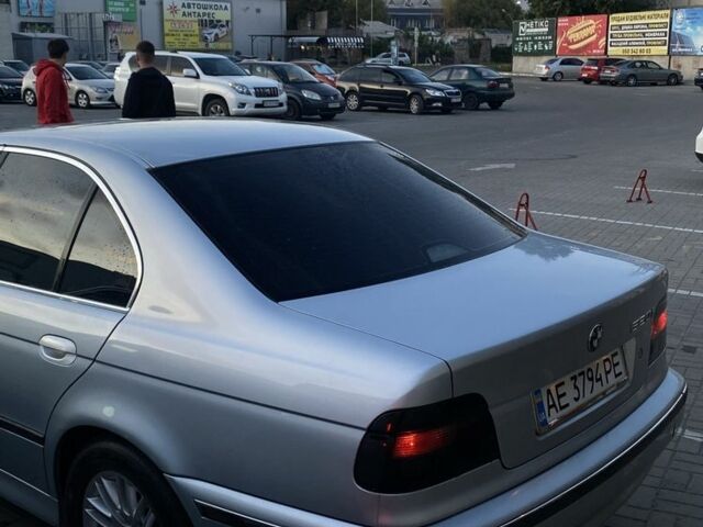 Серый БМВ 5 Серия, объемом двигателя 2 л и пробегом 280 тыс. км за 4000 $, фото 6 на Automoto.ua