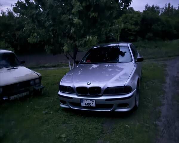 Серый БМВ 5 Серия, объемом двигателя 2 л и пробегом 395 тыс. км за 3200 $, фото 3 на Automoto.ua