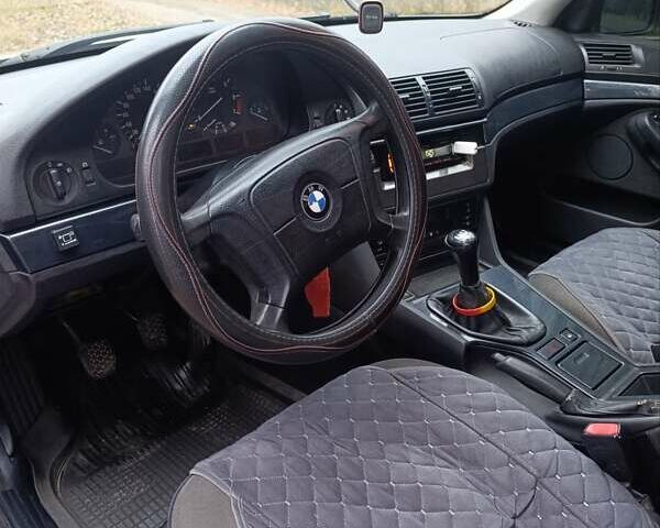 Серый БМВ 5 Серия, объемом двигателя 1.99 л и пробегом 389 тыс. км за 3800 $, фото 12 на Automoto.ua