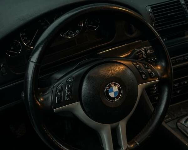 Серый БМВ 5 Серия, объемом двигателя 3 л и пробегом 244 тыс. км за 4600 $, фото 25 на Automoto.ua