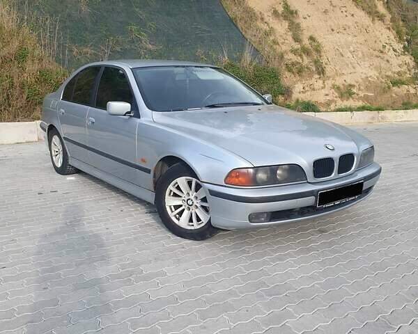 БМВ 5 Серия 1997 в Львове на Automoto.ua Серый БМВ 5 Серия, объемом двигателя 2.5 л и пробегом 433 тыс. км за 2700 $, фото 4 на Automoto.ua