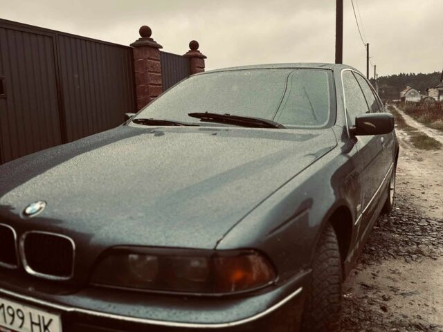 Сірий БМВ 5 Серія, об'ємом двигуна 2.5 л та пробігом 500 тис. км за 4200 $, фото 1 на Automoto.ua