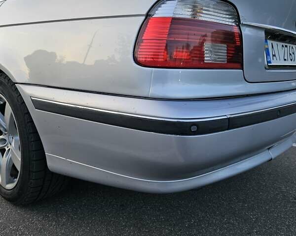 БМВ 5 Серия 1997 в Киеве на Automoto.ua Серый БМВ 5 Серия, объемом двигателя 2.5 л и пробегом 375 тыс. км за 4900 $, фото 27 на Automoto.ua