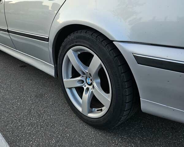 БМВ 5 Серия 1997 в Киеве на Automoto.ua Серый БМВ 5 Серия, объемом двигателя 2.5 л и пробегом 375 тыс. км за 4900 $, фото 26 на Automoto.ua