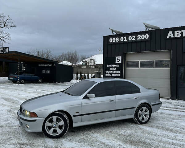 Серый БМВ 5 Серия, объемом двигателя 2.5 л и пробегом 355 тыс. км за 5200 $, фото 12 на Automoto.ua