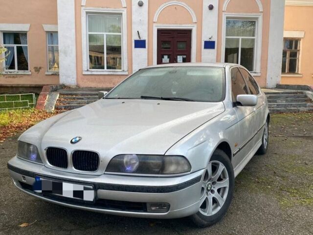 Серый БМВ 5 Серия, объемом двигателя 2.5 л и пробегом 425 тыс. км за 3550 $, фото 3 на Automoto.ua