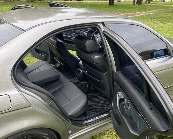 Сірий БМВ 5 Серія, об'ємом двигуна 2.8 л та пробігом 400 тис. км за 4500 $, фото 3 на Automoto.ua