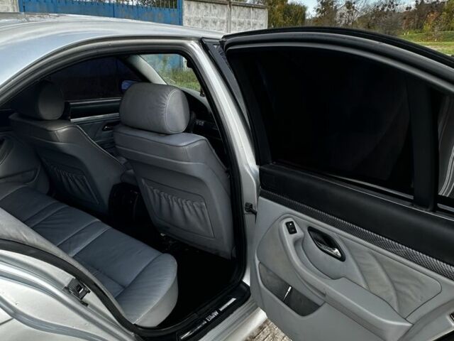 Серый БМВ 5 Серия, объемом двигателя 2.5 л и пробегом 502 тыс. км за 3000 $, фото 12 на Automoto.ua