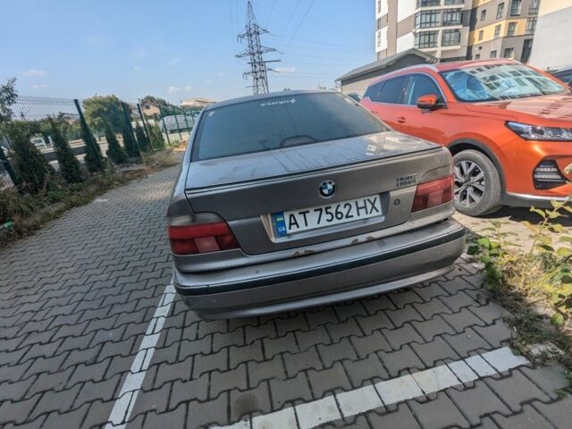Серый БМВ 5 Серия, объемом двигателя 0 л и пробегом 36 тыс. км за 1300 $, фото 2 на Automoto.ua