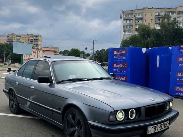 Серый БМВ 5 Серия, объемом двигателя 2.8 л и пробегом 346 тыс. км за 2800 $, фото 4 на Automoto.ua