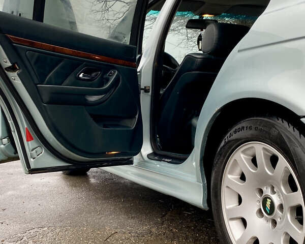 Сірий БМВ 5 Серія, об'ємом двигуна 2.49 л та пробігом 210 тис. км за 4000 $, фото 14 на Automoto.ua