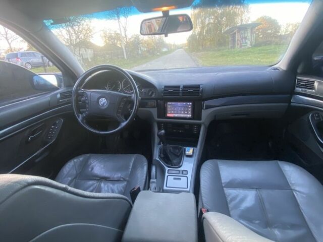 Серый БМВ 5 Серия, объемом двигателя 2 л и пробегом 10 тыс. км за 3000 $, фото 10 на Automoto.ua