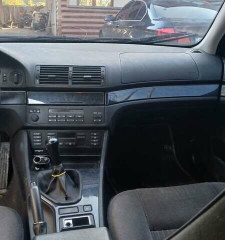 Серый БМВ 5 Серия, объемом двигателя 1.99 л и пробегом 510 тыс. км за 3550 $, фото 11 на Automoto.ua