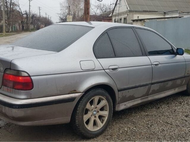 Серый БМВ 5 Серия, объемом двигателя 2.5 л и пробегом 1 тыс. км за 2600 $, фото 4 на Automoto.ua