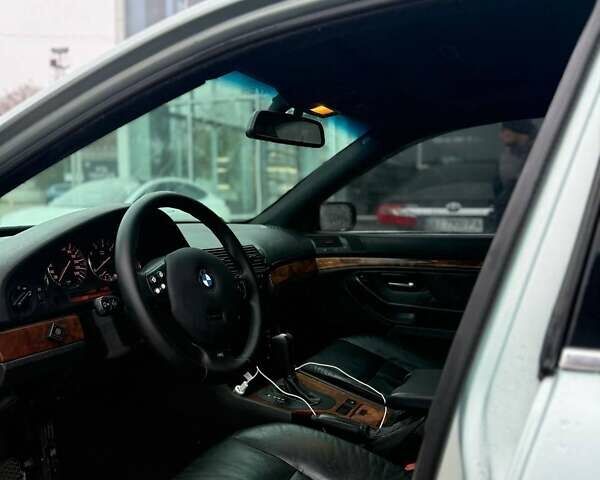 Сірий БМВ 5 Серія, об'ємом двигуна 2.79 л та пробігом 350 тис. км за 3950 $, фото 7 на Automoto.ua