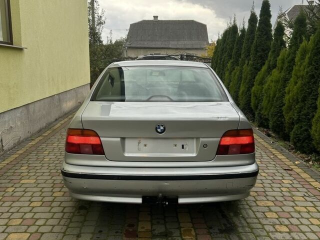 Серый БМВ 5 Серия, объемом двигателя 2.5 л и пробегом 151 тыс. км за 2800 $, фото 6 на Automoto.ua