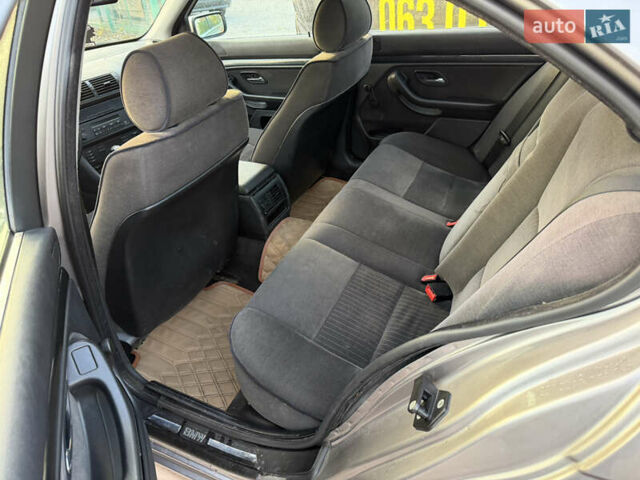 Сірий БМВ 5 Серія, об'ємом двигуна 2.5 л та пробігом 395 тис. км за 2500 $, фото 16 на Automoto.ua