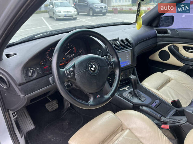 Серый БМВ 5 Серия, объемом двигателя 4.4 л и пробегом 350 тыс. км за 4999 $, фото 30 на Automoto.ua