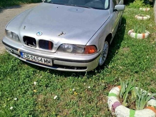 Серый БМВ 5 Серия, объемом двигателя 2.5 л и пробегом 300 тыс. км за 1450 $, фото 4 на Automoto.ua