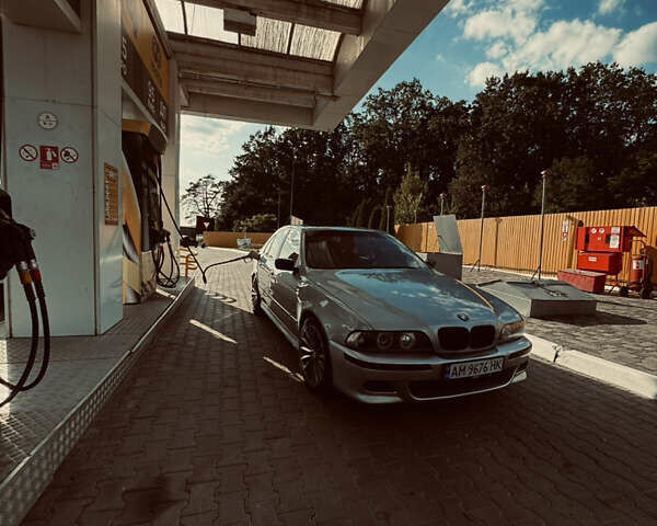 Сірий БМВ 5 Серія, об'ємом двигуна 2.5 л та пробігом 326 тис. км за 3500 $, фото 28 на Automoto.ua
