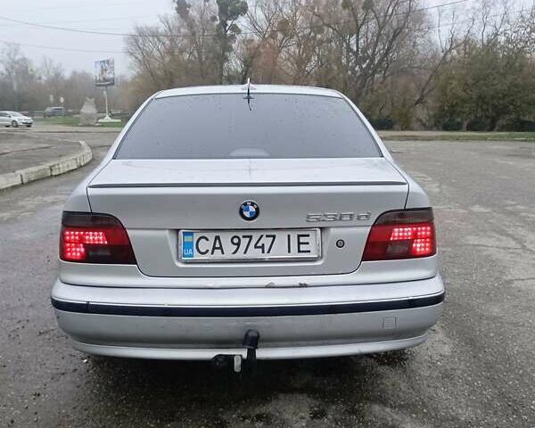 Сірий БМВ 5 Серія, об'ємом двигуна 3 л та пробігом 500 тис. км за 5100 $, фото 2 на Automoto.ua