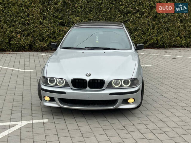 Серый БМВ 5 Серия, объемом двигателя 4.4 л и пробегом 350 тыс. км за 4999 $, фото 5 на Automoto.ua