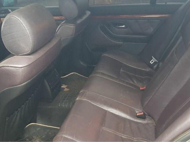 Серый БМВ 5 Серия, объемом двигателя 2.5 л и пробегом 1 тыс. км за 2600 $, фото 7 на Automoto.ua