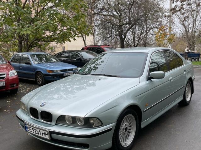 Серый БМВ 5 Серия, объемом двигателя 2.5 л и пробегом 230 тыс. км за 4050 $, фото 8 на Automoto.ua