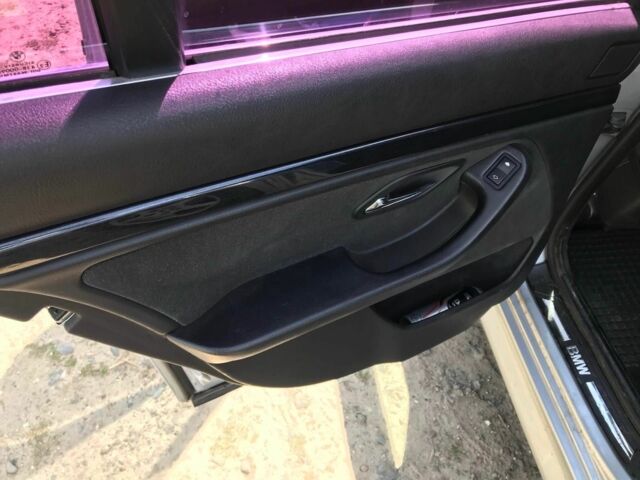 Серый БМВ 5 Серия, объемом двигателя 2 л и пробегом 363 тыс. км за 3900 $, фото 11 на Automoto.ua