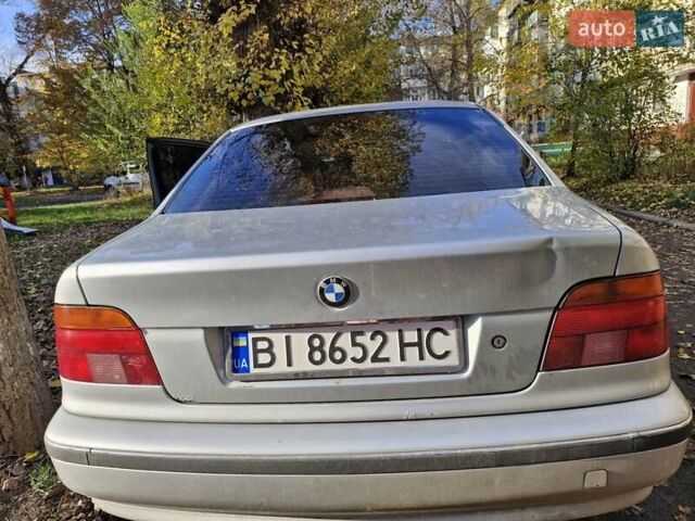 Серый БМВ 5 Серия, объемом двигателя 2 л и пробегом 295 тыс. км за 4000 $, фото 10 на Automoto.ua