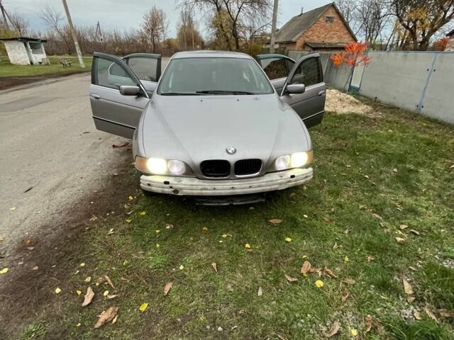 Сірий БМВ 5 Серія, об'ємом двигуна 2 л та пробігом 380 тис. км за 1909 $, фото 1 на Automoto.ua