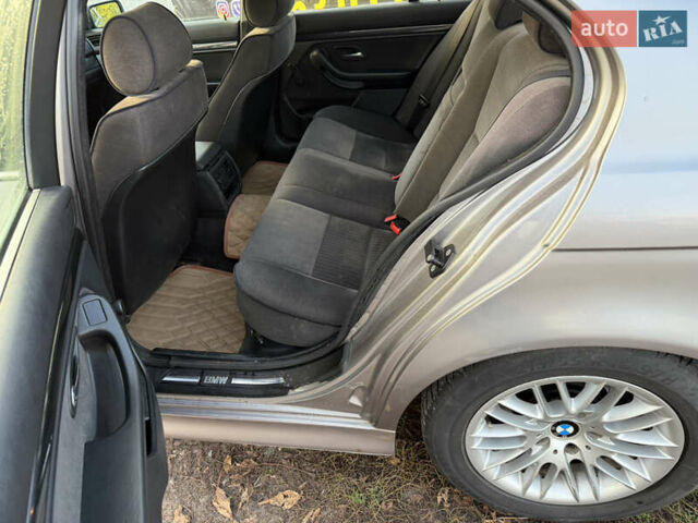 Сірий БМВ 5 Серія, об'ємом двигуна 2.5 л та пробігом 395 тис. км за 2500 $, фото 15 на Automoto.ua