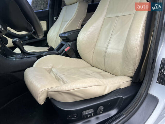 Серый БМВ 5 Серия, объемом двигателя 4.4 л и пробегом 350 тыс. км за 4999 $, фото 29 на Automoto.ua