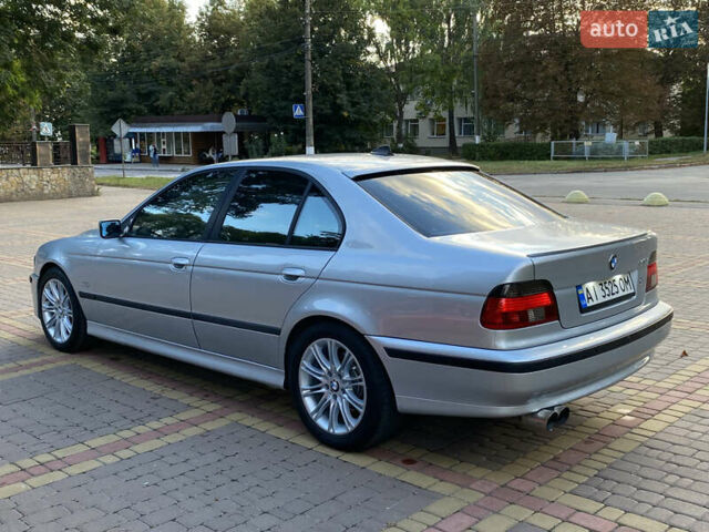 Серый БМВ 5 Серия, объемом двигателя 4.4 л и пробегом 577 тыс. км за 7500 $, фото 20 на Automoto.ua