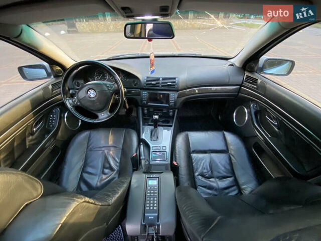 Серый БМВ 5 Серия, объемом двигателя 4.4 л и пробегом 577 тыс. км за 6700 $, фото 22 на Automoto.ua