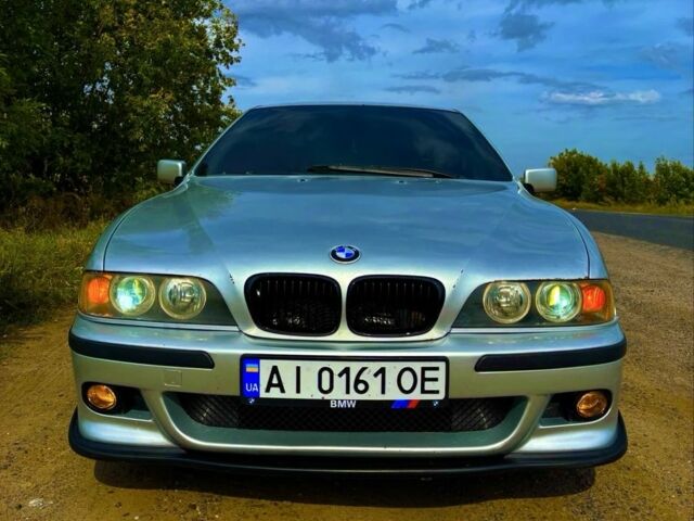 Сірий БМВ 5 Серія, об'ємом двигуна 3.5 л та пробігом 3 тис. км за 5000 $, фото 2 на Automoto.ua