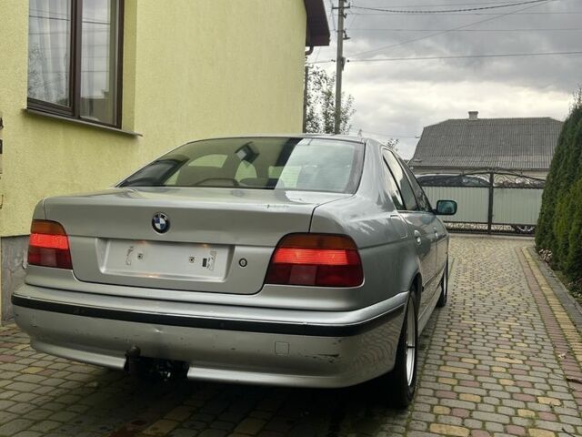 Серый БМВ 5 Серия, объемом двигателя 2.5 л и пробегом 151 тыс. км за 2800 $, фото 5 на Automoto.ua