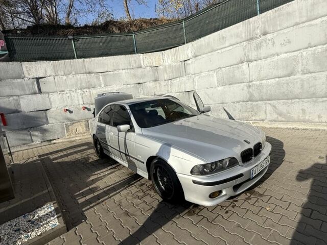 Сірий БМВ 5 Серія, об'ємом двигуна 2.5 л та пробігом 290 тис. км за 5600 $, фото 2 на Automoto.ua