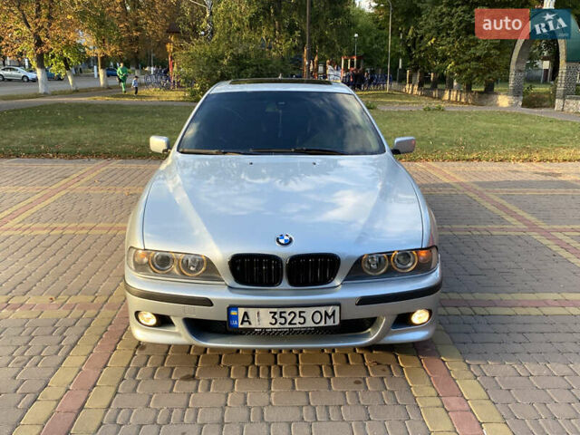 Серый БМВ 5 Серия, объемом двигателя 4.4 л и пробегом 577 тыс. км за 7500 $, фото 21 на Automoto.ua