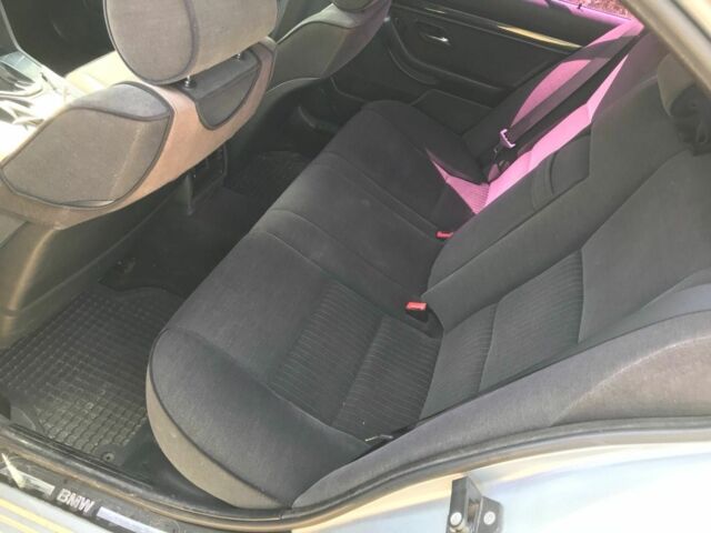 Серый БМВ 5 Серия, объемом двигателя 2 л и пробегом 363 тыс. км за 3900 $, фото 10 на Automoto.ua