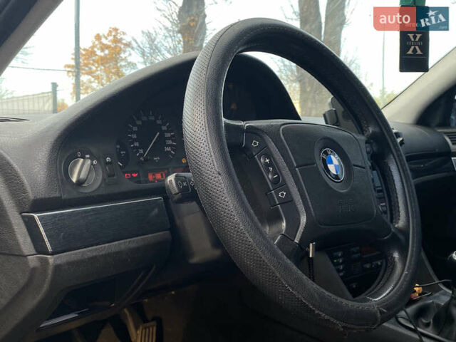 Сірий БМВ 5 Серія, об'ємом двигуна 1.99 л та пробігом 493 тис. км за 3700 $, фото 8 на Automoto.ua