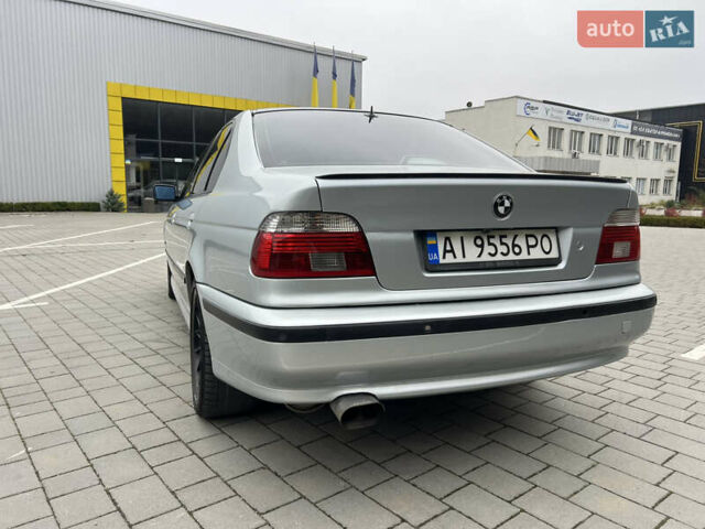 Серый БМВ 5 Серия, объемом двигателя 4.4 л и пробегом 350 тыс. км за 4999 $, фото 18 на Automoto.ua