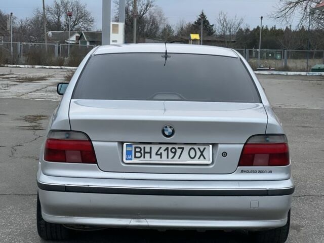 Сірий БМВ 5 Серія, об'ємом двигуна 2.9 л та пробігом 500 тис. км за 4800 $, фото 3 на Automoto.ua