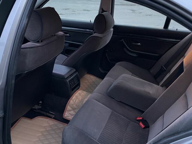 Серый БМВ 5 Серия, объемом двигателя 2.5 л и пробегом 395 тыс. км за 3600 $, фото 5 на Automoto.ua