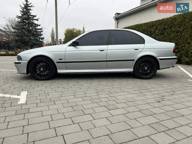 Серый БМВ 5 Серия, объемом двигателя 4.4 л и пробегом 350 тыс. км за 4999 $, фото 23 на Automoto.ua