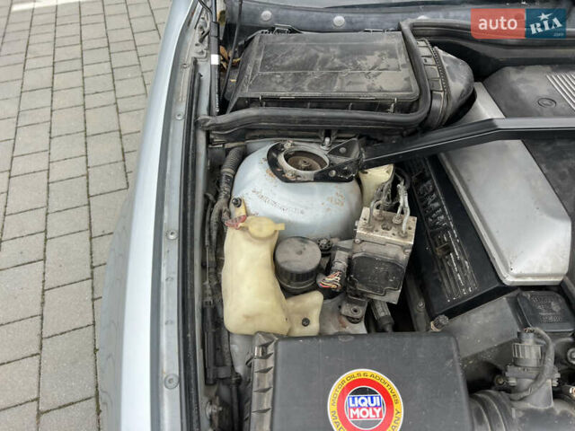 Серый БМВ 5 Серия, объемом двигателя 4.4 л и пробегом 350 тыс. км за 4999 $, фото 47 на Automoto.ua