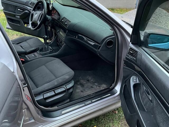 Сірий БМВ 5 Серія, об'ємом двигуна 2 л та пробігом 380 тис. км за 1909 $, фото 5 на Automoto.ua