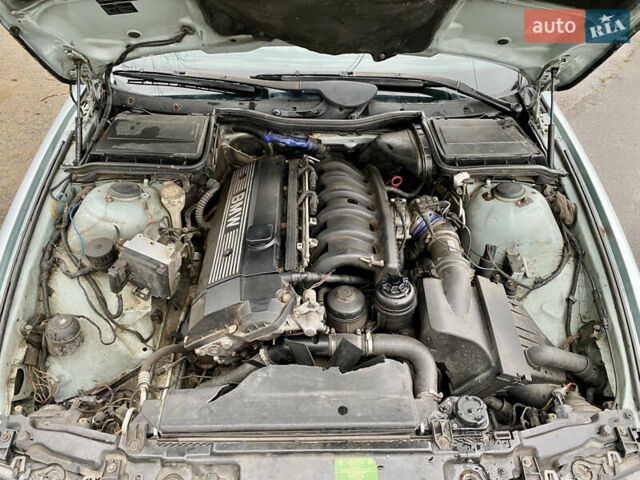 Сірий БМВ 5 Серія, об'ємом двигуна 2.49 л та пробігом 210 тис. км за 4000 $, фото 24 на Automoto.ua